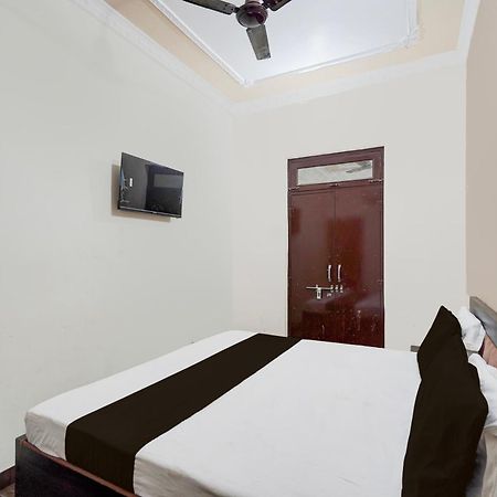 Oyo Hotel Maharaja Palace Мирут Екстериор снимка